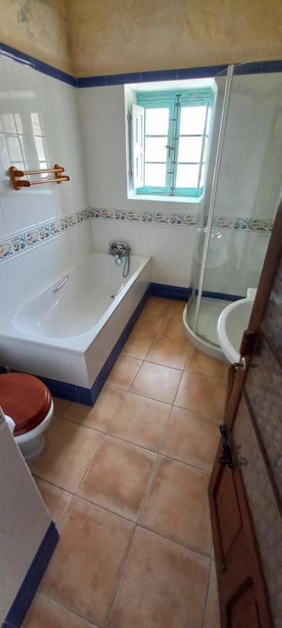 Dar Ta' Xmun - Idyllic Farmhouse With Pool, Garden, Seaview & Sunset San Lawrenz Eksteriør bilde